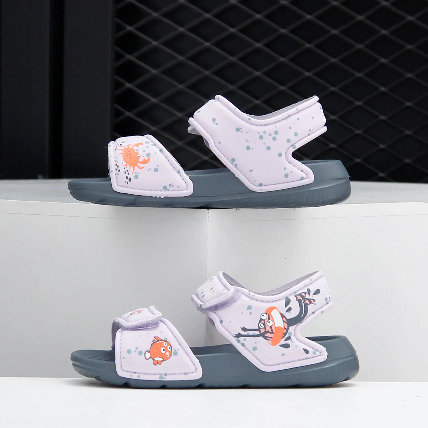 Adidas Authentic AltaSwim Kids Comfortable Casual Sports Sandals EG2181
Adidas Authentic AltaSwim Kids Comfortable Casual Sports Sandals EG2181
