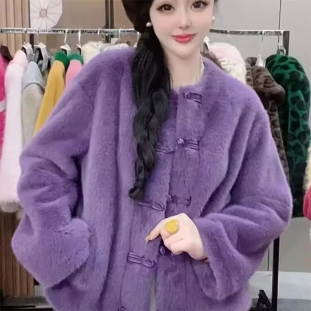 Autumn Winter Ladies Fashion High End Faux Fur Jacket Women Long Sleeves Plush Outwear Retro Female Casual Solid Color Fur Coat
Autumn Winter Ladies Fashion High End Faux Fur Jacket Women Long Sleeves Plush Outwear Retro Female Casual Solid Color Fur Coat