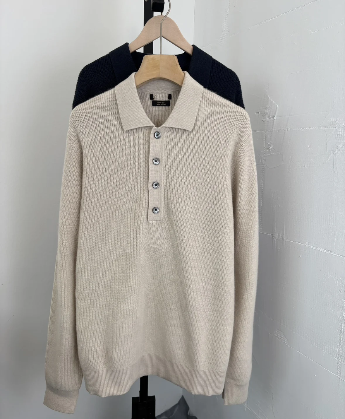 Мужской свитер с длинным рукавом из смесовой ткани (38% хлопок, шерсть), однотонный, для повседневной носки, весна-осень
Мужской свитер с длинным рукавом из смесовой ткани (38% хлопок, шерсть), однотонный, для повседневной носки, весна-осень