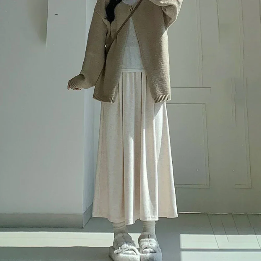 Black High Waist Skirt High Waist Loose Skirt Leisure Skirt Solid Color Pattern Suitable For Vacation Brand New Condition
Black High Waist Skirt High Waist Loose Skirt Leisure Skirt Solid Color Pattern Suitable For Vacation Brand New Condition