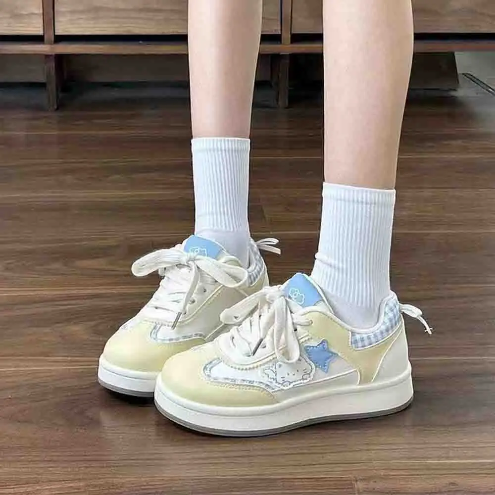 Kawaii Women's Casual Flat Shoes Y2K Cartoon Decoration Comfortable and Breathable Sports Shoes Lightweight Summer Campus Shoes
Kawaii Women's Casual Flat Shoes Y2K Cartoon Decoration Comfortable and Breathable Sports Shoes Lightweight Summer Campus Shoes