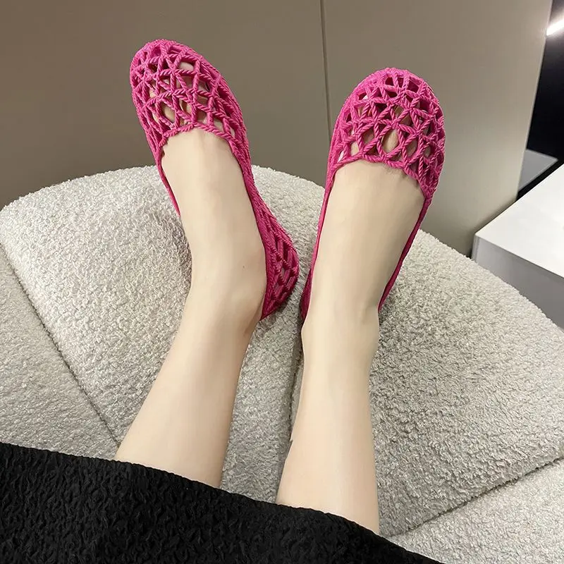 2025 new beach sandals for women's summer fashion hollow flat toe anti slip soft bottom breathable jelly plastic Flat shoes
2025 new beach sandals for women's summer fashion hollow flat toe anti slip soft bottom breathable jelly plastic Flat shoes