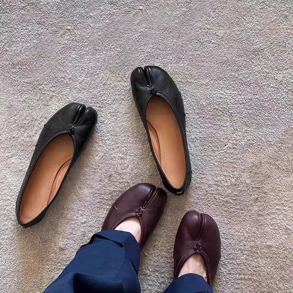 2026 NEW Fashion Hot PU Leather Tabi Shoes Women Handmade Women Flats High Quality Shoes Luxury Design Split-Toe Mules Shoes
2026 NEW Fashion Hot PU Leather Tabi Shoes Women Handmade Women Flats High Quality Shoes Luxury Design Split-Toe Mules Shoes