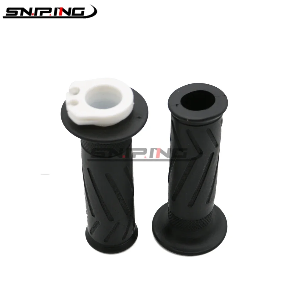 For Yamaha FZ6 FZR600 FZS600 FAZER SRX600 XJ600N XJ6 XSR900 XSR700 BT1100 Motorcycle Grips 7/8 Inch 22MM Rubber Grip
For Yamaha FZ6 FZR600 FZS600 FAZER SRX600 XJ600N XJ6 XSR900 XSR700 BT1100 Motorcycle Grips 7/8 Inch 22MM Rubber Grip