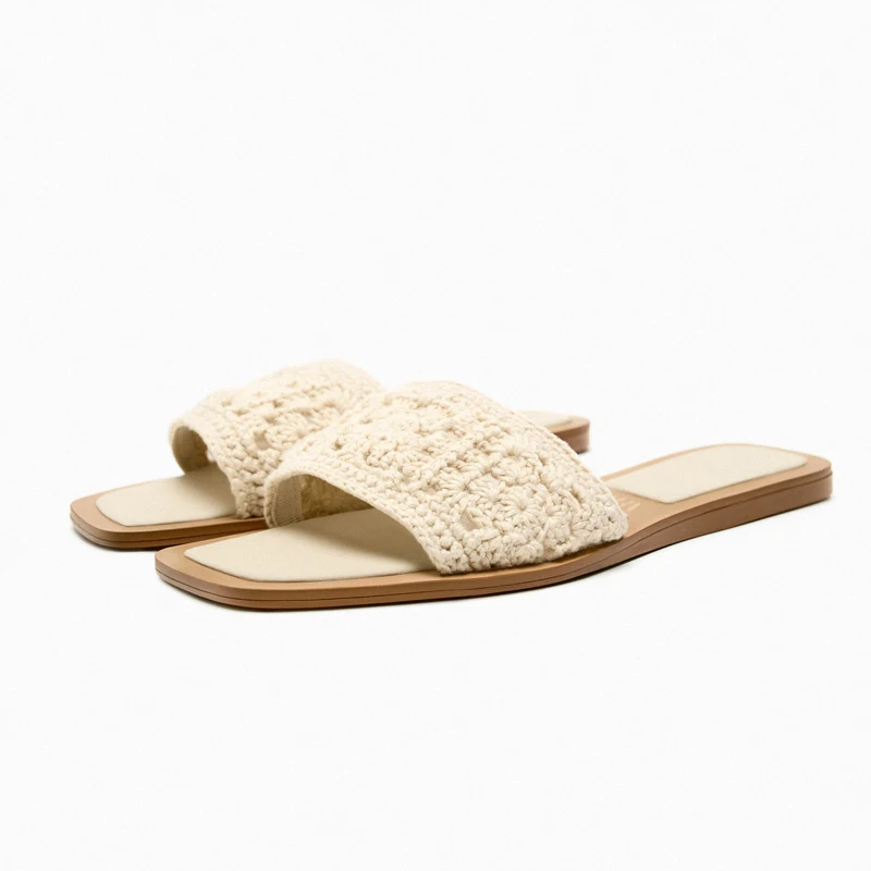 Women's Flat Bottom Sandals Hollow out Woven Fabric Beige Casual Style Large Size Slippers Korean Style Slip-On Shoes
Women's Flat Bottom Sandals Hollow out Woven Fabric Beige Casual Style Large Size Slippers Korean Style Slip-On Shoes