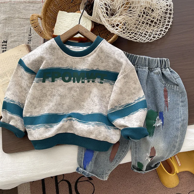 Boys' Spring and Autumn Set New Style Children's Stylish Striped Hoodie+Casual Pants Two Piece Set
Boys' Spring and Autumn Set New Style Children's Stylish Striped Hoodie+Casual Pants Two Piece Set