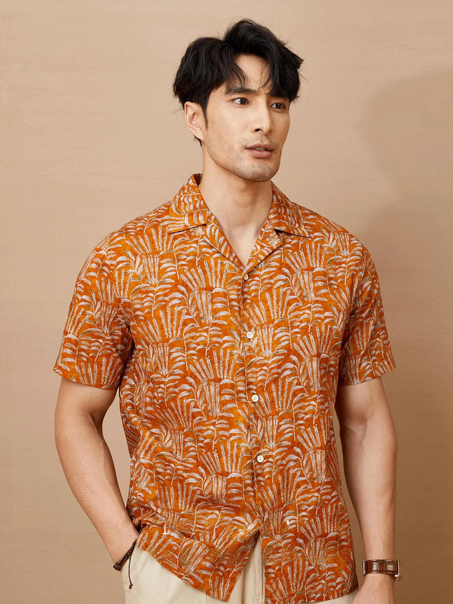 MCCEVTG American Style Cuban Collar Short Sleeve Men's Shirt Vintage Beach Casual Fashion Summer Urban Youth Daily Wear
MCCEVTG American Style Cuban Collar Short Sleeve Men's Shirt Vintage Beach Casual Fashion Summer Urban Youth Daily Wear