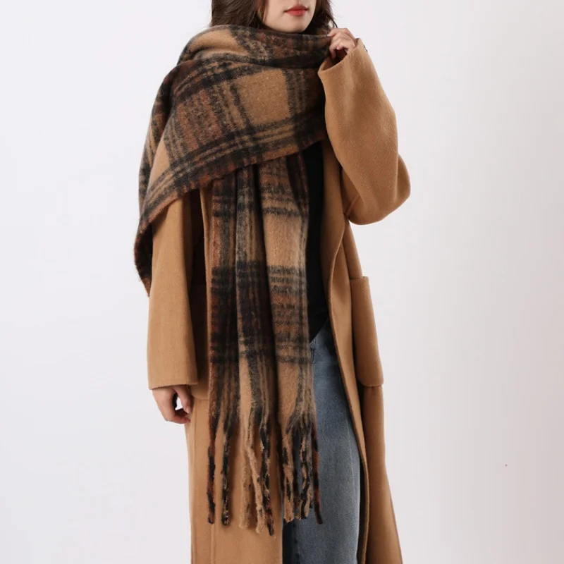 2025 Caramelized Plush Cozy Thermal Scarf Thick Vintage Classic Tartan Shawl Wrap for Autumn Winter 2025 Trends
2025 Caramelized Plush Cozy Thermal Scarf Thick Vintage Classic Tartan Shawl Wrap for Autumn Winter 2025 Trends