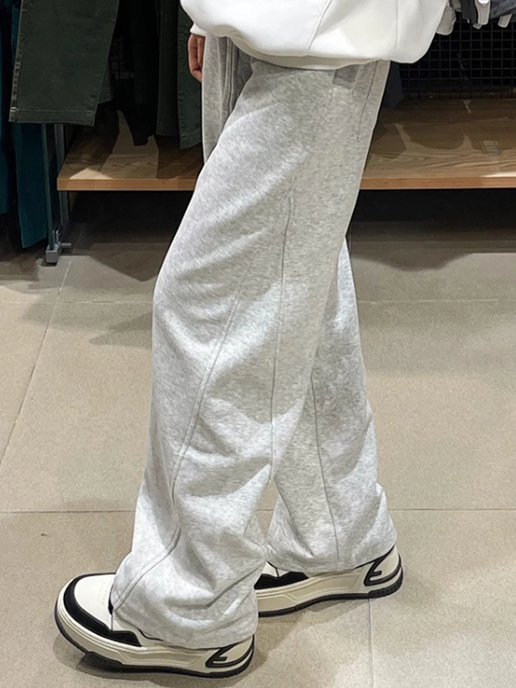 Мужские осенние свободные брюки с широкими штанинами, новинка 2026 года, прямые спортивные длинные брюки, универсальные спортивные штаны, повседневные, удобные, модные
Мужские осенние свободные брюки с широкими штанинами, новинка 2026 года, прямые спортивные длинные брюки, универсальные спортивные штаны, повседневные, удобные, модные