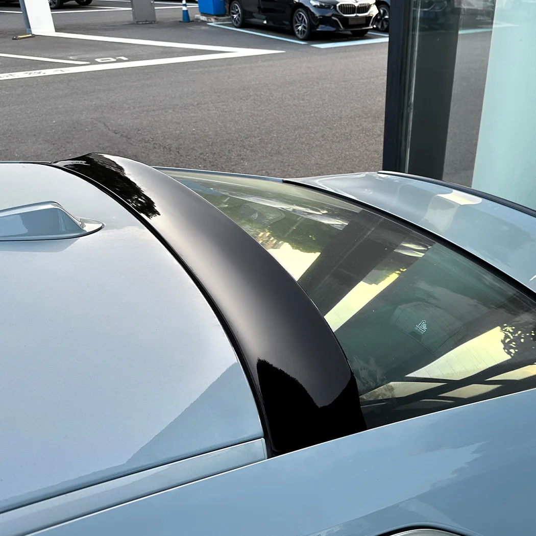 For BMW 4 Series G22 2020+ Car Rear Windshield Spoiler Wings Black Carbon Body Kit Exterior Tuning Accessories Part
For BMW 4 Series G22 2020+ Car Rear Windshield Spoiler Wings Black Carbon Body Kit Exterior Tuning Accessories Part