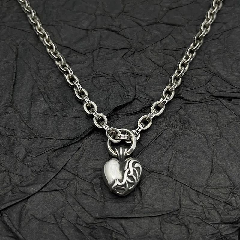 Ins Hot Moon Star S925 Sterling Silver Necklace Delicate Luxury Clavicle Chain Romantic Jewelry for Girlfriend
Ins Hot Moon Star S925 Sterling Silver Necklace Delicate Luxury Clavicle Chain Romantic Jewelry for Girlfriend