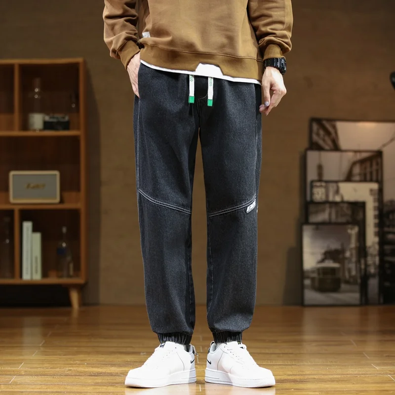 Новые модные мужские брюки больших размеров свободного кроя с манжетами в корейском стиле, повседневные брюки из смеси хлопка и полиэстера, подходят для всех сезонов
Новые модные мужские брюки больших размеров свободного кроя с манжетами в корейском стиле, повседневные брюки из смеси хлопка и полиэстера, подходят для всех сезонов