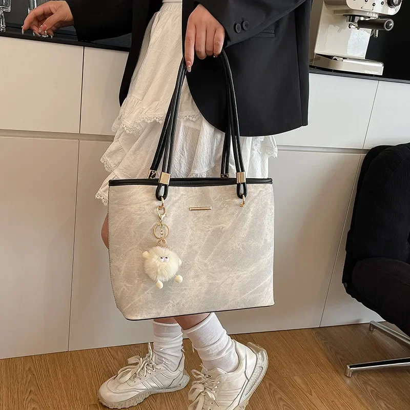 2025 Women's Large Capacity Tote Bag - Spacious Commuter Shoulder Bag & Student Handheld Purse for College, Work & Daily
2025 Women's Large Capacity Tote Bag - Spacious Commuter Shoulder Bag & Student Handheld Purse for College, Work & Daily