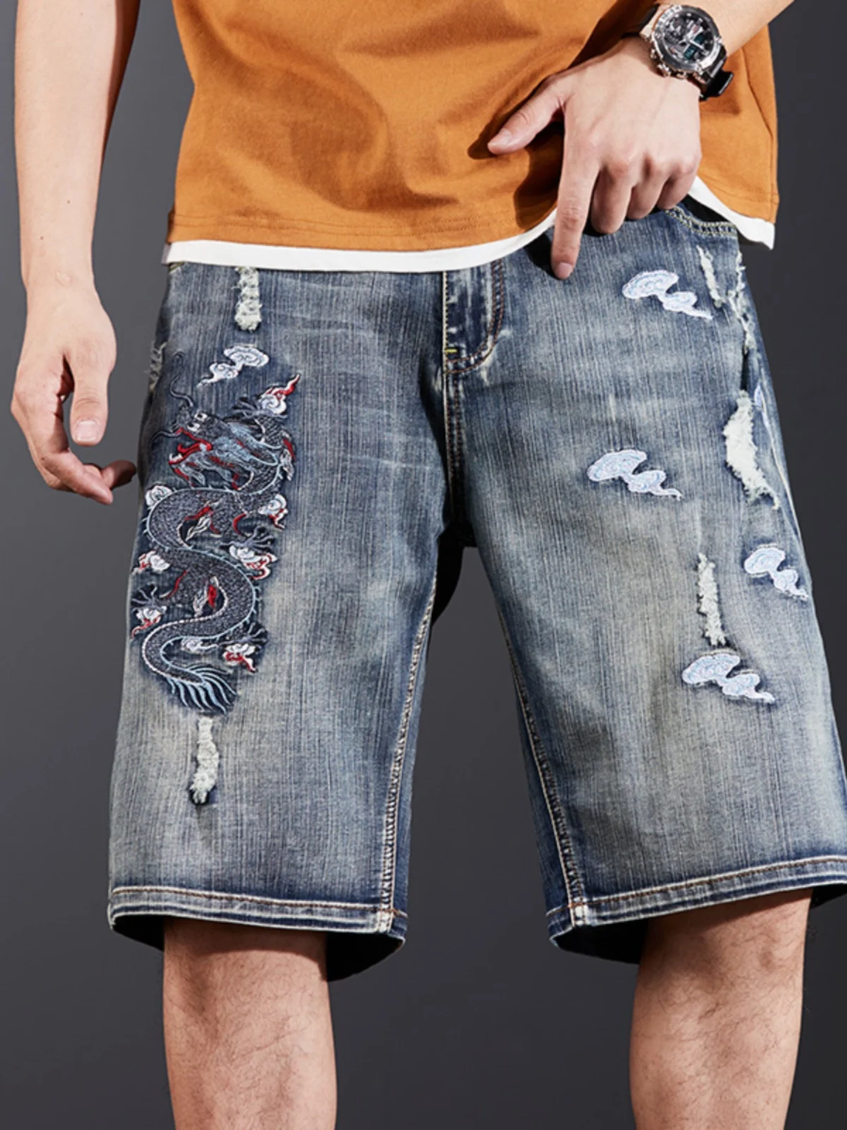 Original Pattern Embroidered Trendy Jeans Shorts Men's Ripped Loose Wide Leg plus Size mid Waist Thin Cotton Polyester Blend
Original Pattern Embroidered Trendy Jeans Shorts Men's Ripped Loose Wide Leg plus Size mid Waist Thin Cotton Polyester Blend