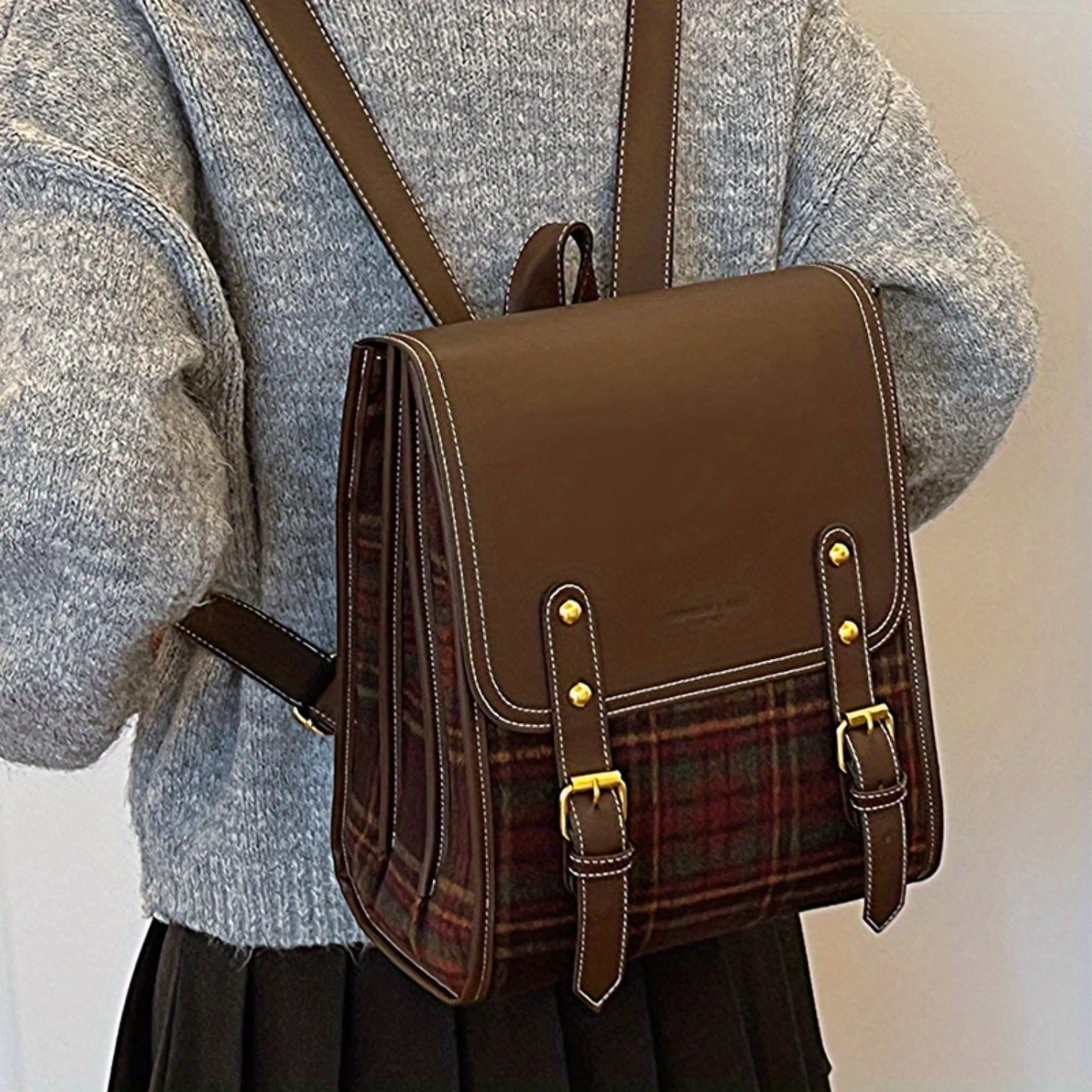 Retro Small Plaid Backpack For Women, Trendy Flap Style, School Bag, Fashion Commuter Rucksack
Retro Small Plaid Backpack For Women, Trendy Flap Style, School Bag, Fashion Commuter Rucksack