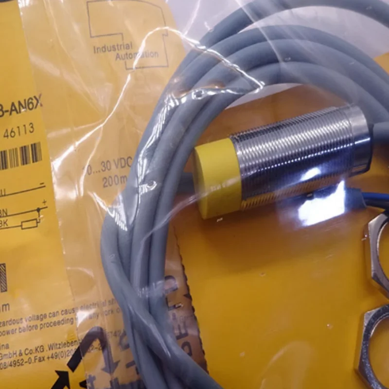 3pcs New Proximity switch NI8-M18-AD4X NI8-M18E-AP6X NI8-M18-AN6X NI8-M18E-AN6X NI8-M18-RZ3X NI8-M18-AP6X
3pcs New Proximity switch NI8-M18-AD4X NI8-M18E-AP6X NI8-M18-AN6X NI8-M18E-AN6X NI8-M18-RZ3X NI8-M18-AP6X