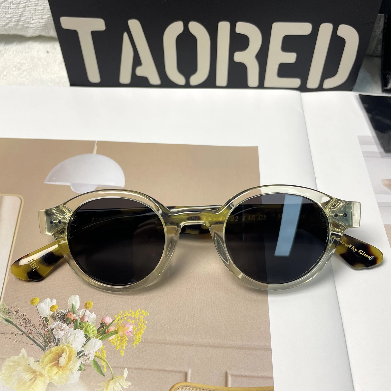 New Japanese Handmade Acetate Frame Luxury Sunglasses with Case for Women and Men Small Round Fashionable UV400 Sunglasses
New Japanese Handmade Acetate Frame Luxury Sunglasses with Case for Women and Men Small Round Fashionable UV400 Sunglasses