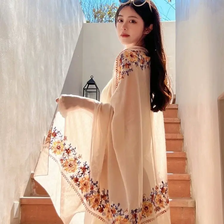 Ethnic Style Scarf Cotton Linen Embroidery Flower Women Wraps Sunscreen Shawls Summer Headband Windproof Travel Scarves A432
Ethnic Style Scarf Cotton Linen Embroidery Flower Women Wraps Sunscreen Shawls Summer Headband Windproof Travel Scarves A432
