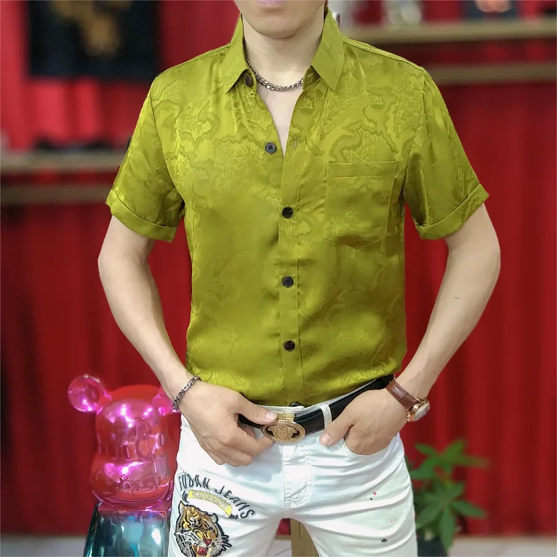 Chinese Style Jacquard Ice Silk Shirt Men Fashion Short Sleeved V-neck Casual Shirt Versatile Social Streetwear Blouse M-4XL
Chinese Style Jacquard Ice Silk Shirt Men Fashion Short Sleeved V-neck Casual Shirt Versatile Social Streetwear Blouse M-4XL