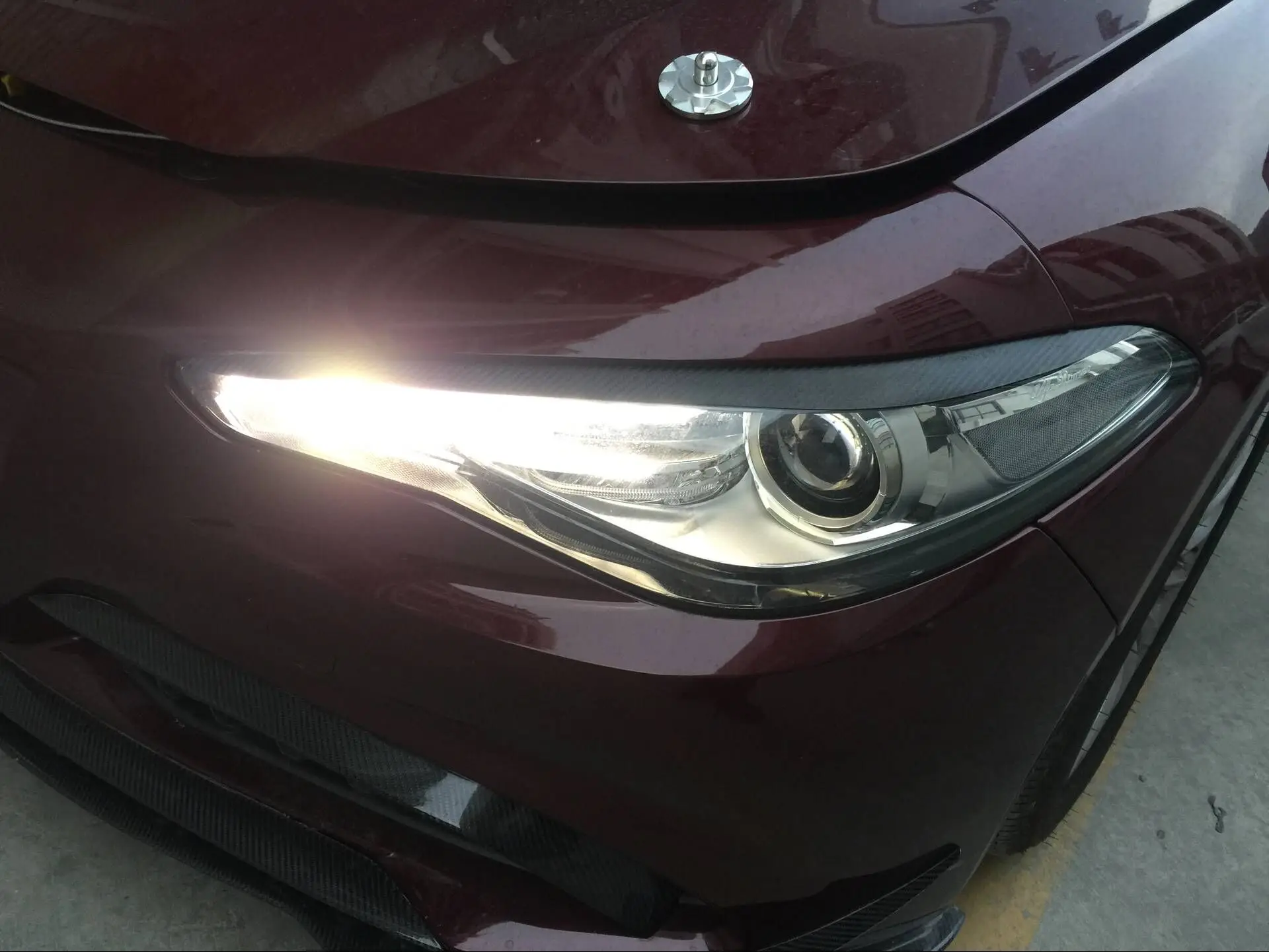 For Alfa Romeo Giulia 16-18 Lamp Eyebrow Modified Carbon Fiber Lamp Eyebrow 1 Pair Assembled With 3M Glue
For Alfa Romeo Giulia 16-18 Lamp Eyebrow Modified Carbon Fiber Lamp Eyebrow 1 Pair Assembled With 3M Glue