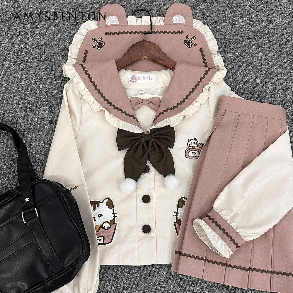 2026 Spring Summer Japanese Academy Style Girl Cartoon Cat Embroidery Short Sleeve Top Pink Short Pleated Skirt JK Uniform Set
2026 Spring Summer Japanese Academy Style Girl Cartoon Cat Embroidery Short Sleeve Top Pink Short Pleated Skirt JK Uniform Set