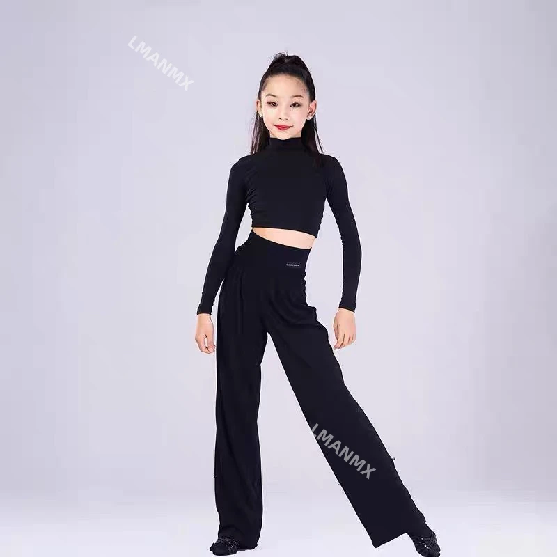 Новый осенне-зимний наряд для латинских танцев для девочек с высоким воротником, короткими бретелями, длинными рукавами, брюками с высокой талией.
Новый осенне-зимний наряд для латинских танцев для девочек с высоким воротником, короткими бретелями, длинными рукавами, брюками с высокой талией.