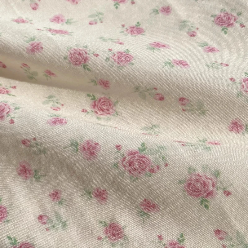 Pure cotton double-layer gauze soft, breathable, skin-friendly floral pajama fabric for home wear, DIY hairband fabric
Pure cotton double-layer gauze soft, breathable, skin-friendly floral pajama fabric for home wear, DIY hairband fabric