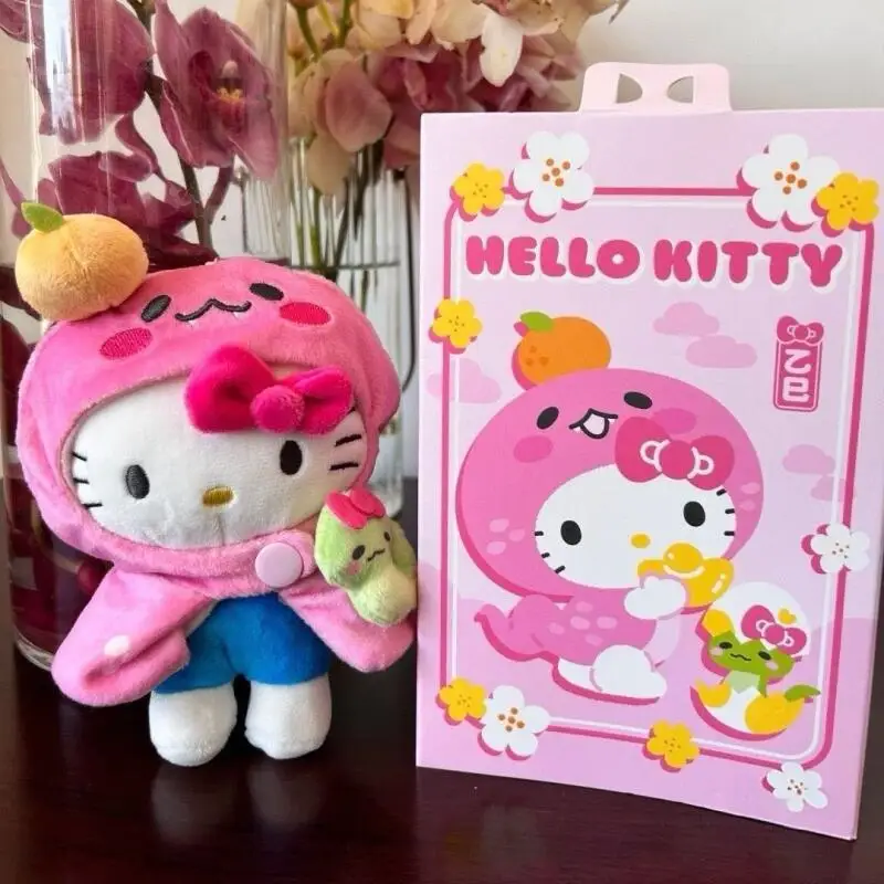 Плюшевая кукла Hello Kitty около 12 см, брелок-подвеска для рюкзака, украшение для автомобильного зеркала заднего вида, подарок на день рождения для девочек
Плюшевая кукла Hello Kitty около 12 см, брелок-подвеска для рюкзака, украшение для автомобильного зеркала заднего вида, подарок на день рождения для девочек