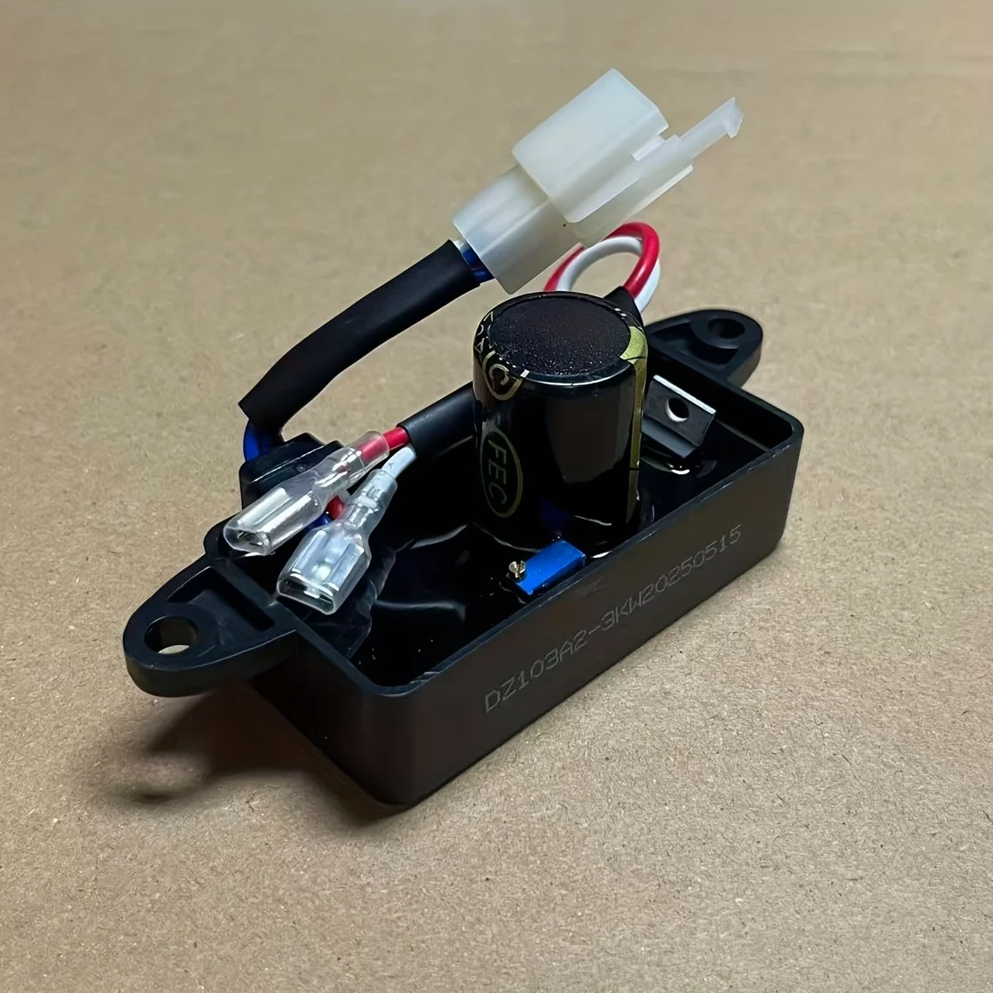 Gasoline generator accessories - Single-phase voltage regulator, stabilizer, AVR
Gasoline generator accessories - Single-phase voltage regulator, stabilizer, AVR