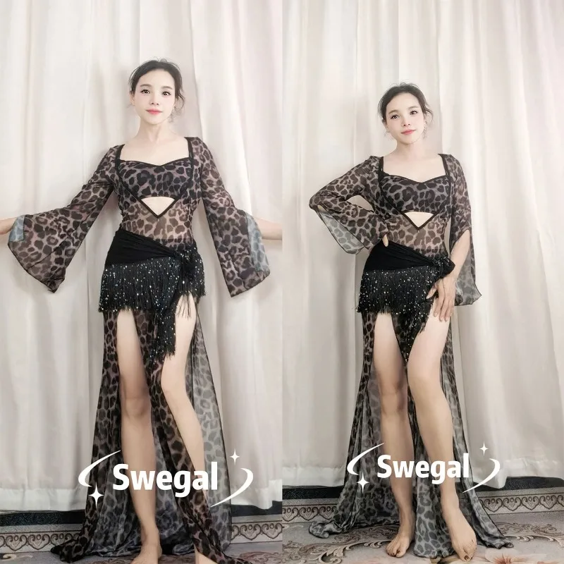 Customized SWEGAL Belly Dance Leopard Pattern Split Sleeve Robe Four Piece Set Black Glitter Tassel Hip Scarf Shabby Folk Style
Customized SWEGAL Belly Dance Leopard Pattern Split Sleeve Robe Four Piece Set Black Glitter Tassel Hip Scarf Shabby Folk Style