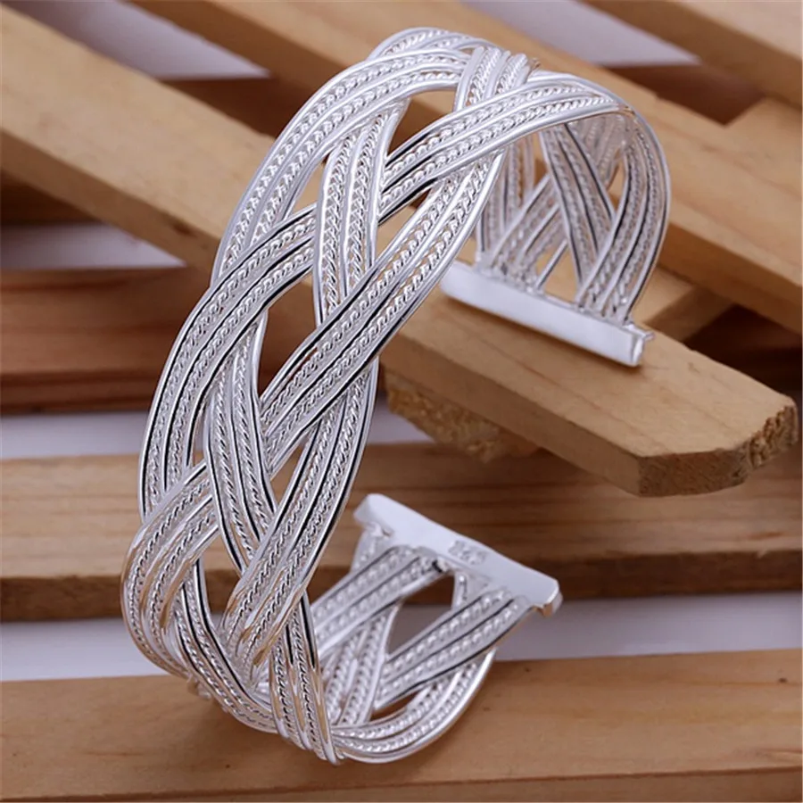 925 sterling silver woven bracelet with geometric design chain, fashionable jewelry, wedding accessories, engagement party gifts
925 sterling silver woven bracelet with geometric design chain, fashionable jewelry, wedding accessories, engagement party gifts