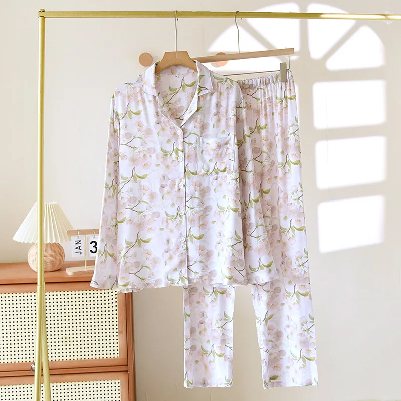 2024 Spring and Autumn New Women's Thin Pajama Set with Viscose Fiber Long Sleeve Pants, High end Satin Home Clothes Ladies
2024 Spring and Autumn New Women's Thin Pajama Set with Viscose Fiber Long Sleeve Pants, High end Satin Home Clothes Ladies