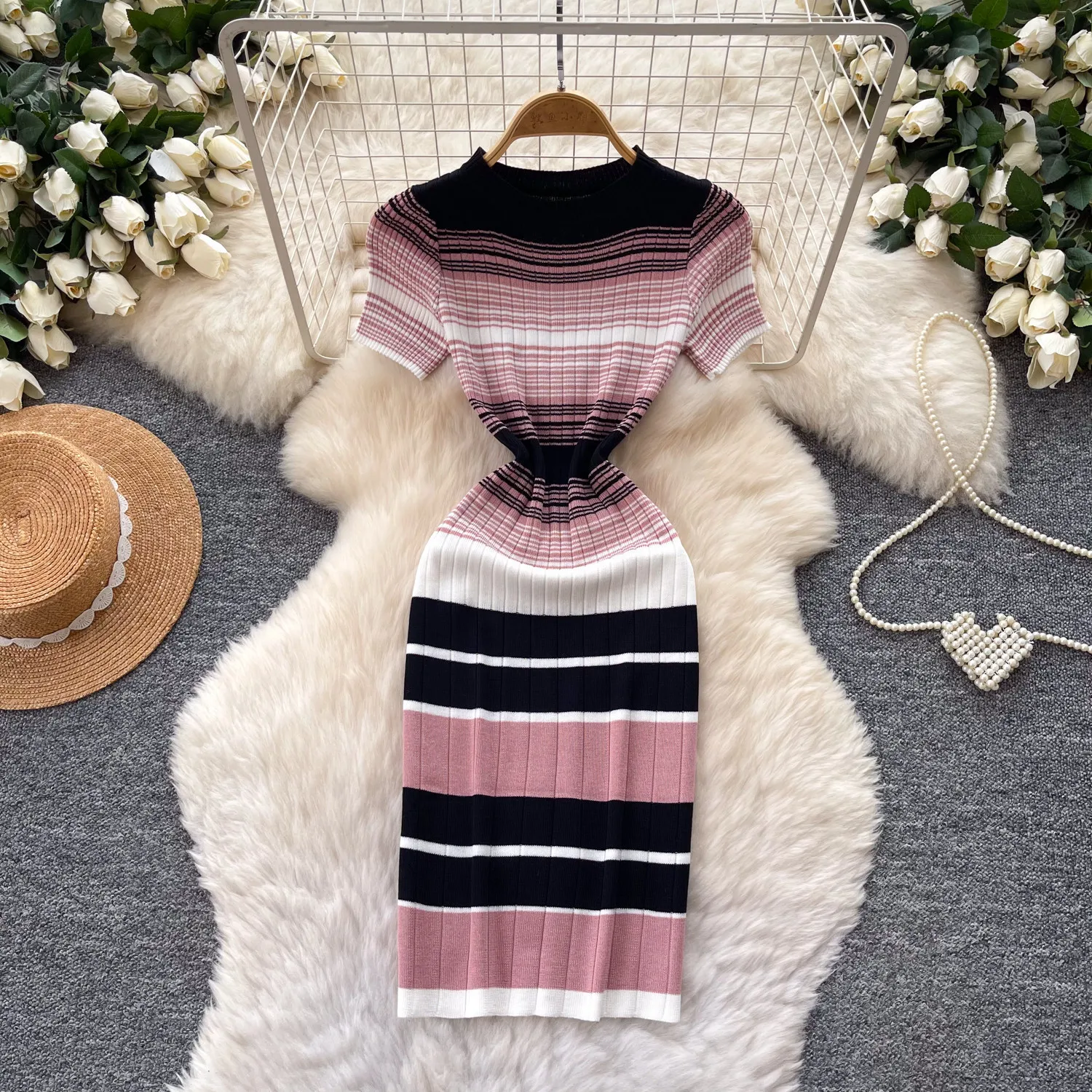 Long Dress Women Knit Dresses Vestidos Y2k Streetwear Round Neck Short Sleeve Striped Elegant Splice Party Night Work 2026
Long Dress Women Knit Dresses Vestidos Y2k Streetwear Round Neck Short Sleeve Striped Elegant Splice Party Night Work 2026