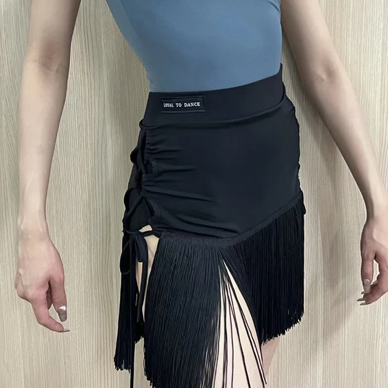2023 New Latin Dance Skirts For Women Sexy Black Tassels Skirts Chacha Rumba Tango Dress Female Adult Latin Dance Dress DN15941
2023 New Latin Dance Skirts For Women Sexy Black Tassels Skirts Chacha Rumba Tango Dress Female Adult Latin Dance Dress DN15941