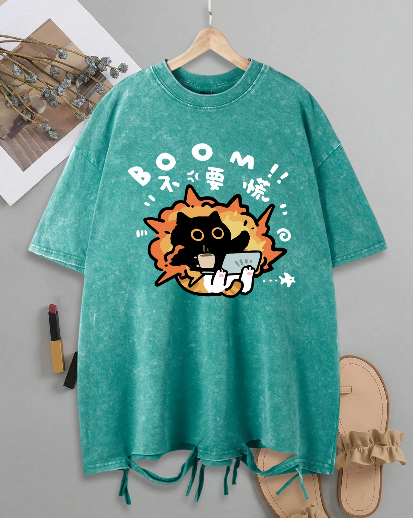 A Calm Little Black Cat In The Flames Prints Washed Holes T-Shirts Women Summer O-Neck T Shirt Cotton All-Match Short Sleeve
A Calm Little Black Cat In The Flames Prints Washed Holes T-Shirts Women Summer O-Neck T Shirt Cotton All-Match Short Sleeve