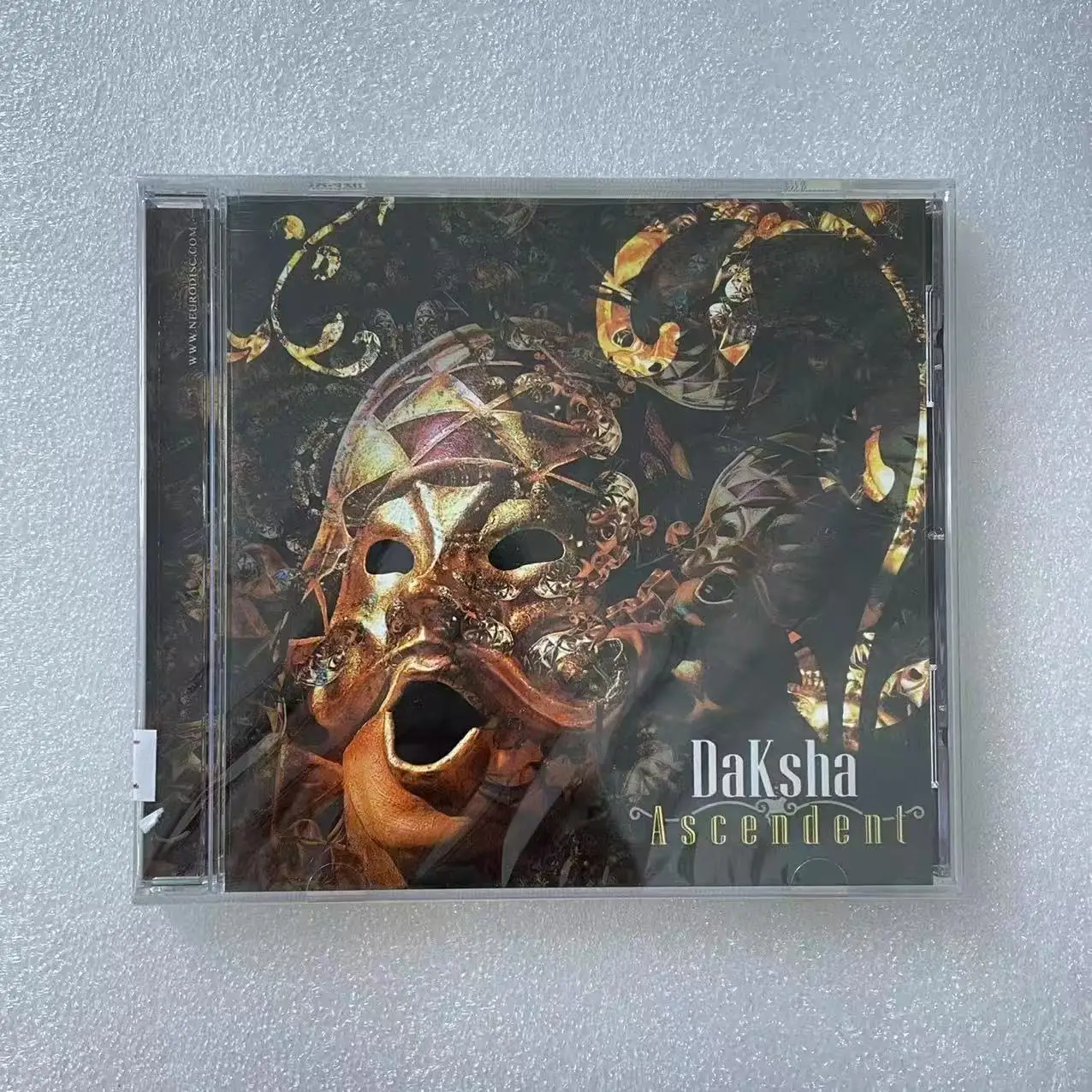 Электронная музыка DaKsha Ascendent, европейская и американская версия, музыкальный компакт-диск, альбом, музыкальная запись, косплей, Walkman, автомобильный саундтрек
Электронная музыка DaKsha Ascendent, европейская и американская версия, музыкальный компакт-диск, альбом, музыкальная запись, косплей, Walkman, автомобильный саундтрек