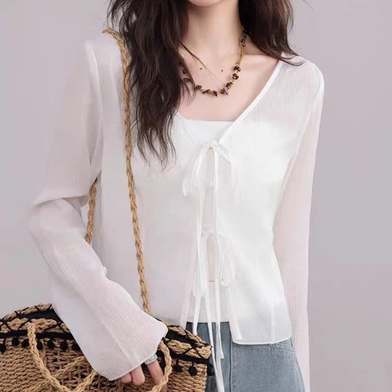 Женский кардиган с завязками спереди, укороченная блузка с длинными рукавами и завязками, прозрачный топ с плечами, летняя накидка для девочек-подростков, наряд Y2K 90-х годов
Женский кардиган с завязками спереди, укороченная блузка с длинными рукавами и завязками, прозрачный топ с плечами, летняя накидка для девочек-подростков, наряд Y2K 90-х годов