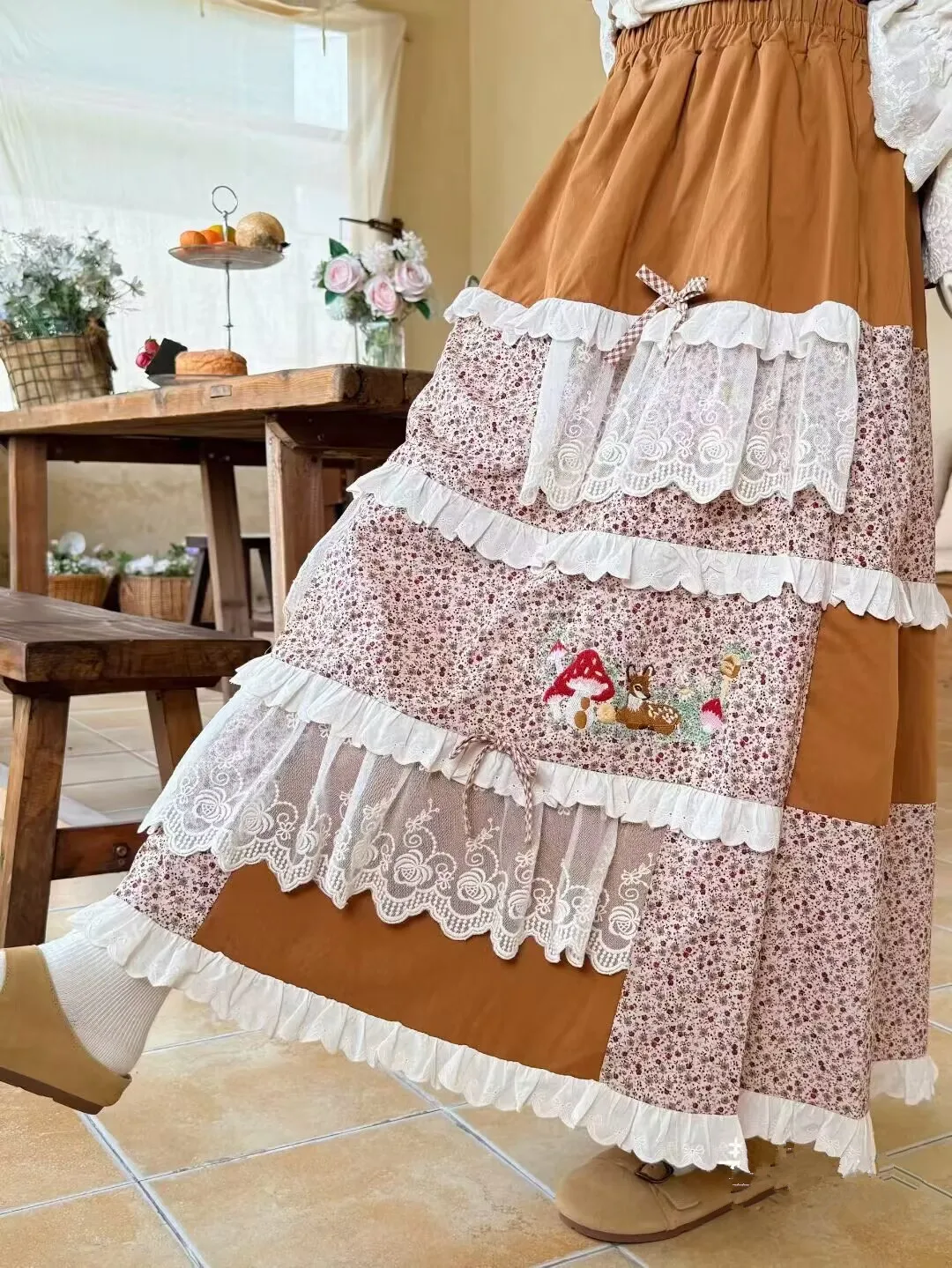 Lolita Vintage Kawaii Long Skirt Women Sweet Japanese Style Lace Ruffled Patchwork High Waist Skirt Faldas Mujer Moda
Lolita Vintage Kawaii Long Skirt Women Sweet Japanese Style Lace Ruffled Patchwork High Waist Skirt Faldas Mujer Moda