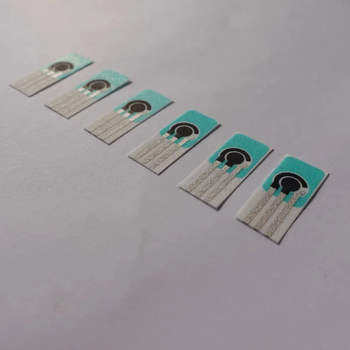 6pcs Paper-based electrodes / Screen printing paper electrode / Paper electrode sensor
6pcs Paper-based electrodes / Screen printing paper electrode / Paper electrode sensor