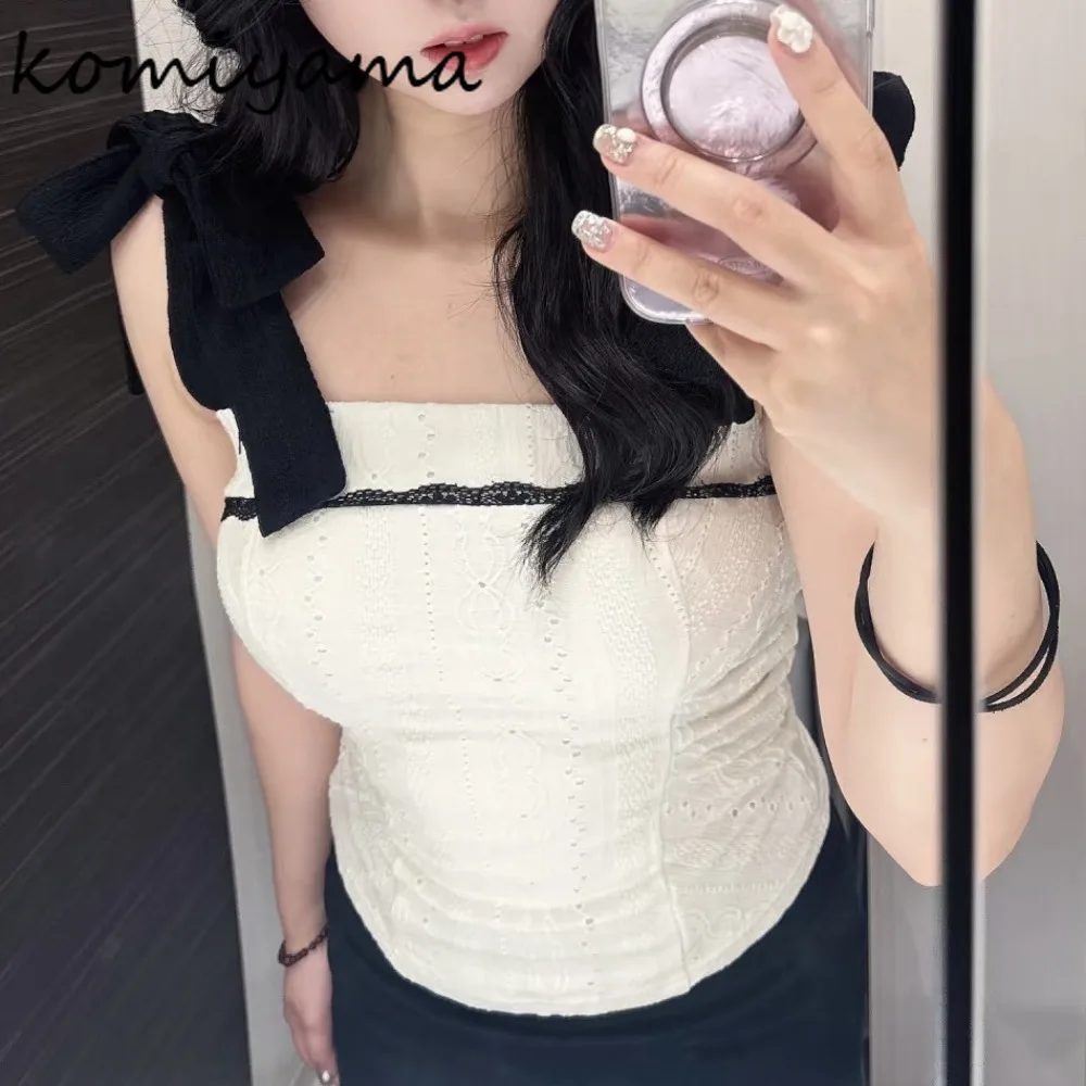 2025 Бандажная Женская Одежда Контрастное Кружево Ropa De Mujer Pure Desire Стиль Сексуальная Одежда Летний Топ Spice Girl Майки и Майки
2025 Бандажная Женская Одежда Контрастное Кружево Ropa De Mujer Pure Desire Стиль Сексуальная Одежда Летний Топ Spice Girl Майки и Майки