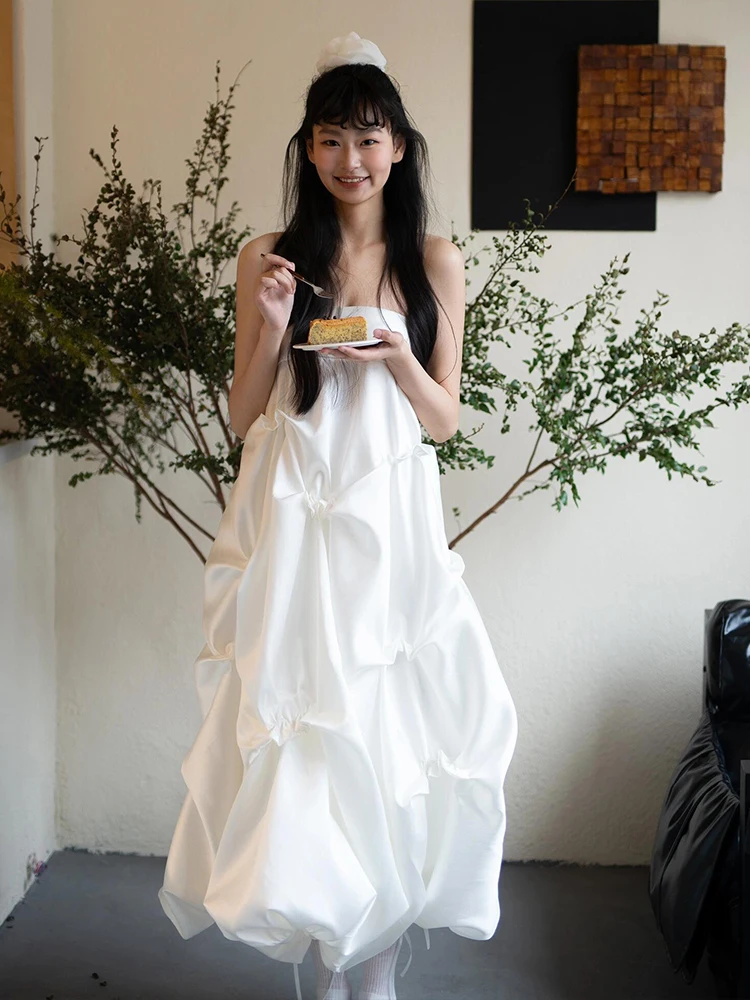 Атласный утренний халат Ele для женщин, белый, для помолвки, в стиле Dr Forest System, длинная юбка без бретелек, свадебное платье, роскошное ощущение
Атласный утренний халат Ele для женщин, белый, для помолвки, в стиле Dr Forest System, длинная юбка без бретелек, свадебное платье, роскошное ощущение