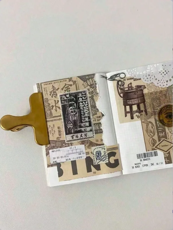 Gold Stainless Steel Swallowtail Clip, 1Pc Stationery Clip for Tickets & Sealing
Gold Stainless Steel Swallowtail Clip, 1Pc Stationery Clip for Tickets & Sealing