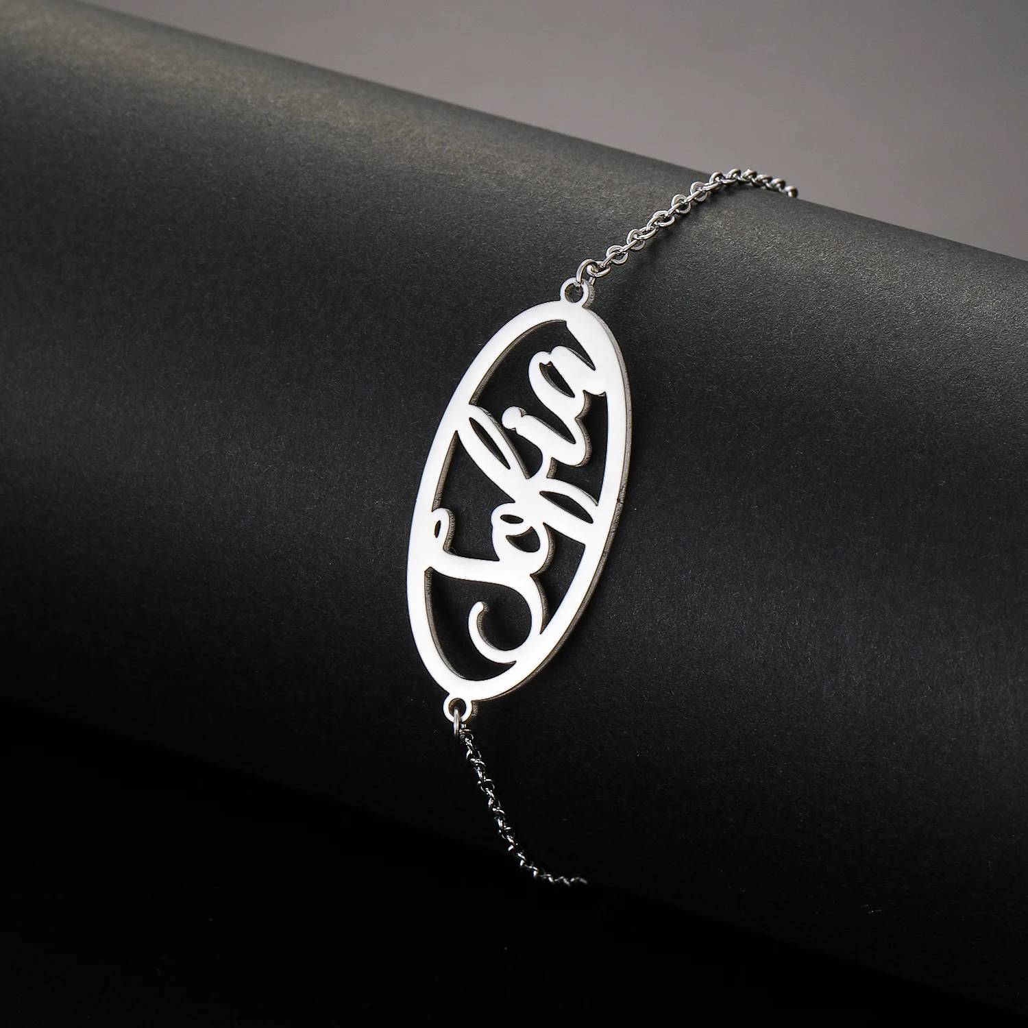 QIMING Customized Name Charm Bracelets For Women Stainless Steel Personalized Pendant Bracelet Adjustable Jewelry Gift
QIMING Customized Name Charm Bracelets For Women Stainless Steel Personalized Pendant Bracelet Adjustable Jewelry Gift