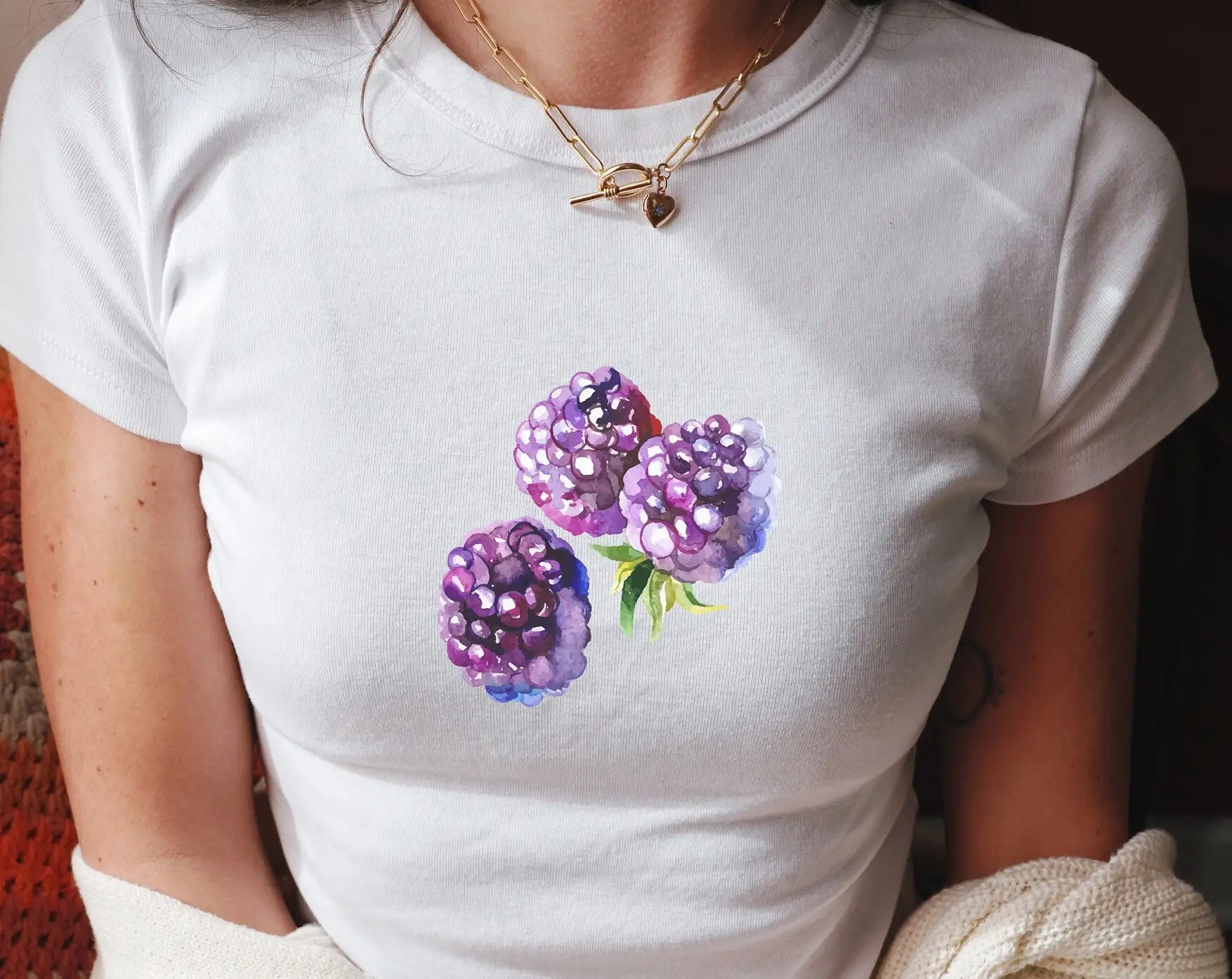Cute Cartoon Mulberry Print Female Crop Tops Trend Holiday Street All Match Women Baby Tee Trend Summer Party Comfort Tee
Cute Cartoon Mulberry Print Female Crop Tops Trend Holiday Street All Match Women Baby Tee Trend Summer Party Comfort Tee