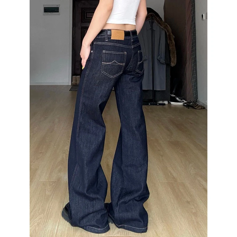 Y2K Blue JeansHip Hop Fashion Retro Streetwear Men And Women Wide Leg Straight Jeans High Waist Trousers Classic Loose Jeans
Y2K Blue JeansHip Hop Fashion Retro Streetwear Men And Women Wide Leg Straight Jeans High Waist Trousers Classic Loose Jeans