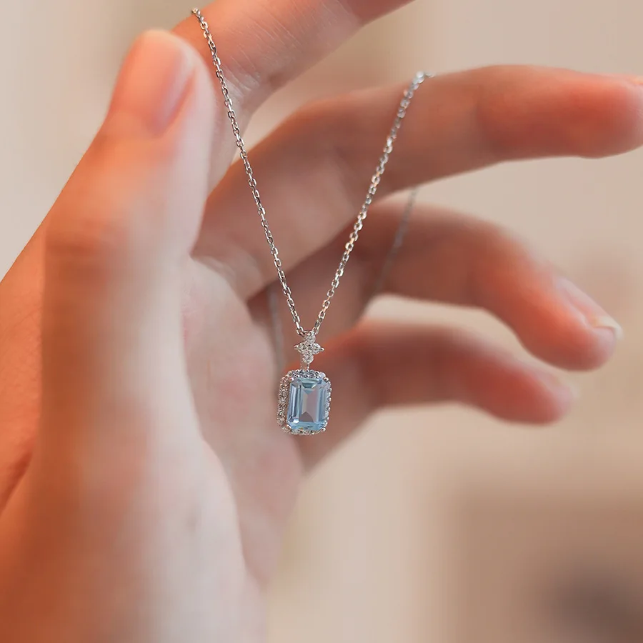 New 925 Sterling Silver Square Necklace Personality Charm Geometric Pendant Choker Birthday Gift for Women Exquisite Jewelry
New 925 Sterling Silver Square Necklace Personality Charm Geometric Pendant Choker Birthday Gift for Women Exquisite Jewelry