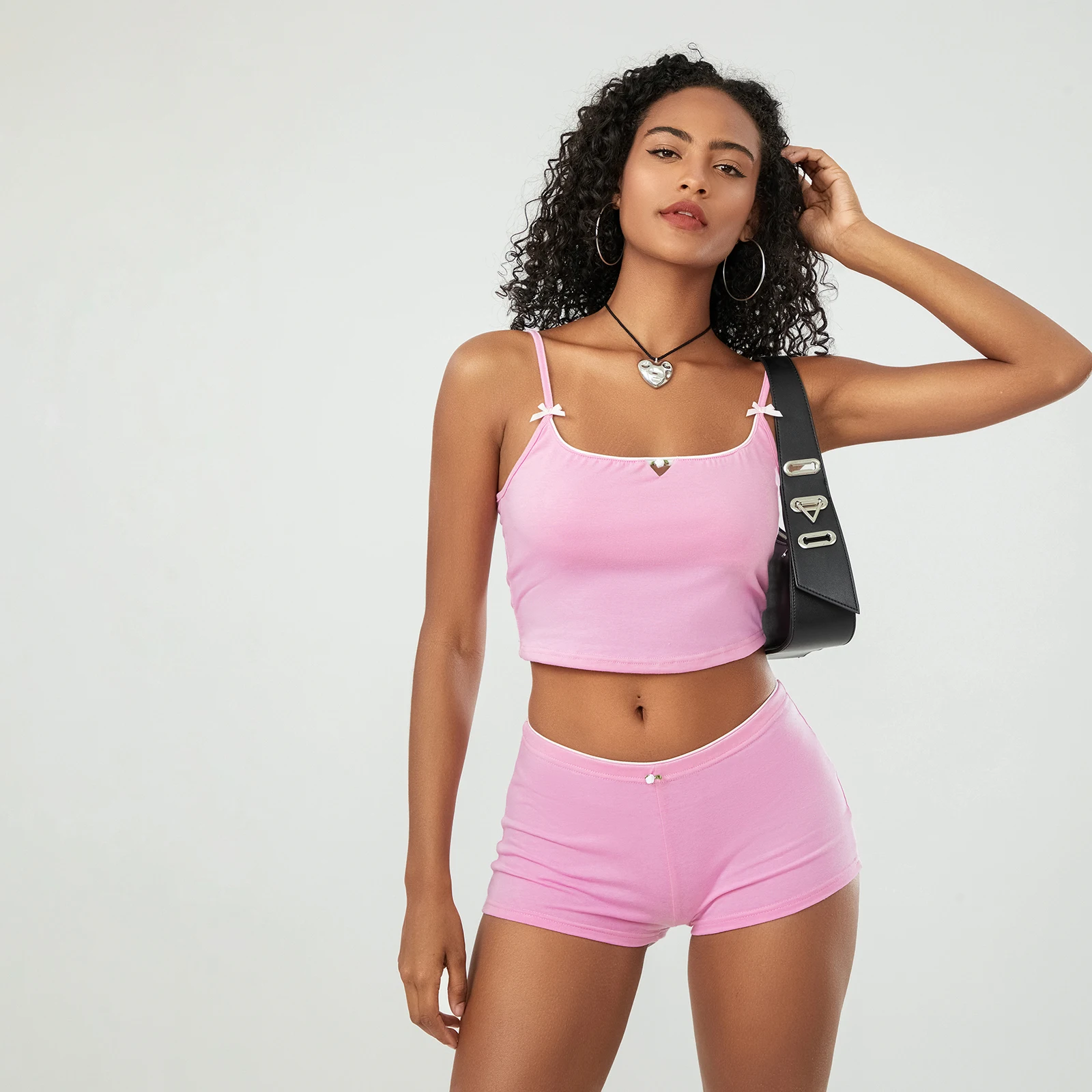 Women's Summer Clothes 2Pcs Outfits Solid Color Mini Bow Contrast Trim Cami Tops with Shorts Set Streetwear
Women's Summer Clothes 2Pcs Outfits Solid Color Mini Bow Contrast Trim Cami Tops with Shorts Set Streetwear