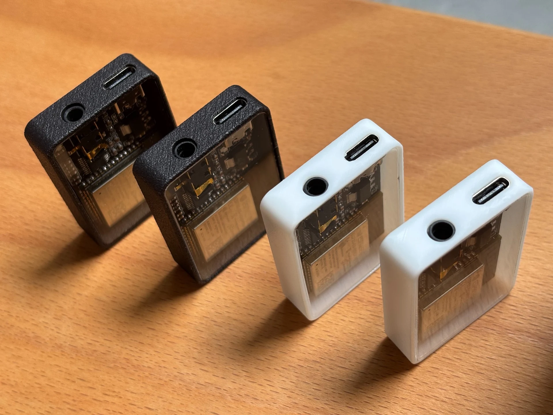 AirPlay 2 Audio ESP32-S3 WiFi Music Streaming Module with 3.5mm AUX Output Game Music Player
AirPlay 2 Audio ESP32-S3 WiFi Music Streaming Module with 3.5mm AUX Output Game Music Player