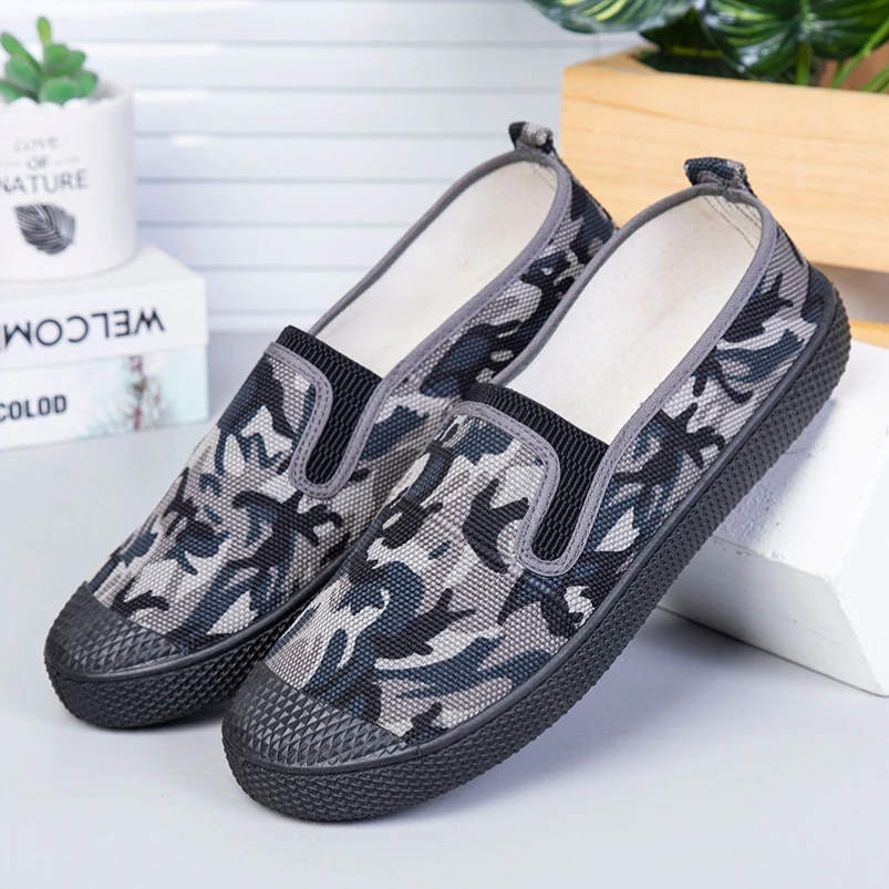 Low-Top Camouflage Casual Shoes Men's One-Step Wear Durable Non-Slip Breathable Canvas Work Site Labor Protection Leisure Sho...
Low-Top Camouflage Casual Shoes Men's One-Step Wear Durable Non-Slip Breathable Canvas Work Site Labor Protection Leisure Sho...