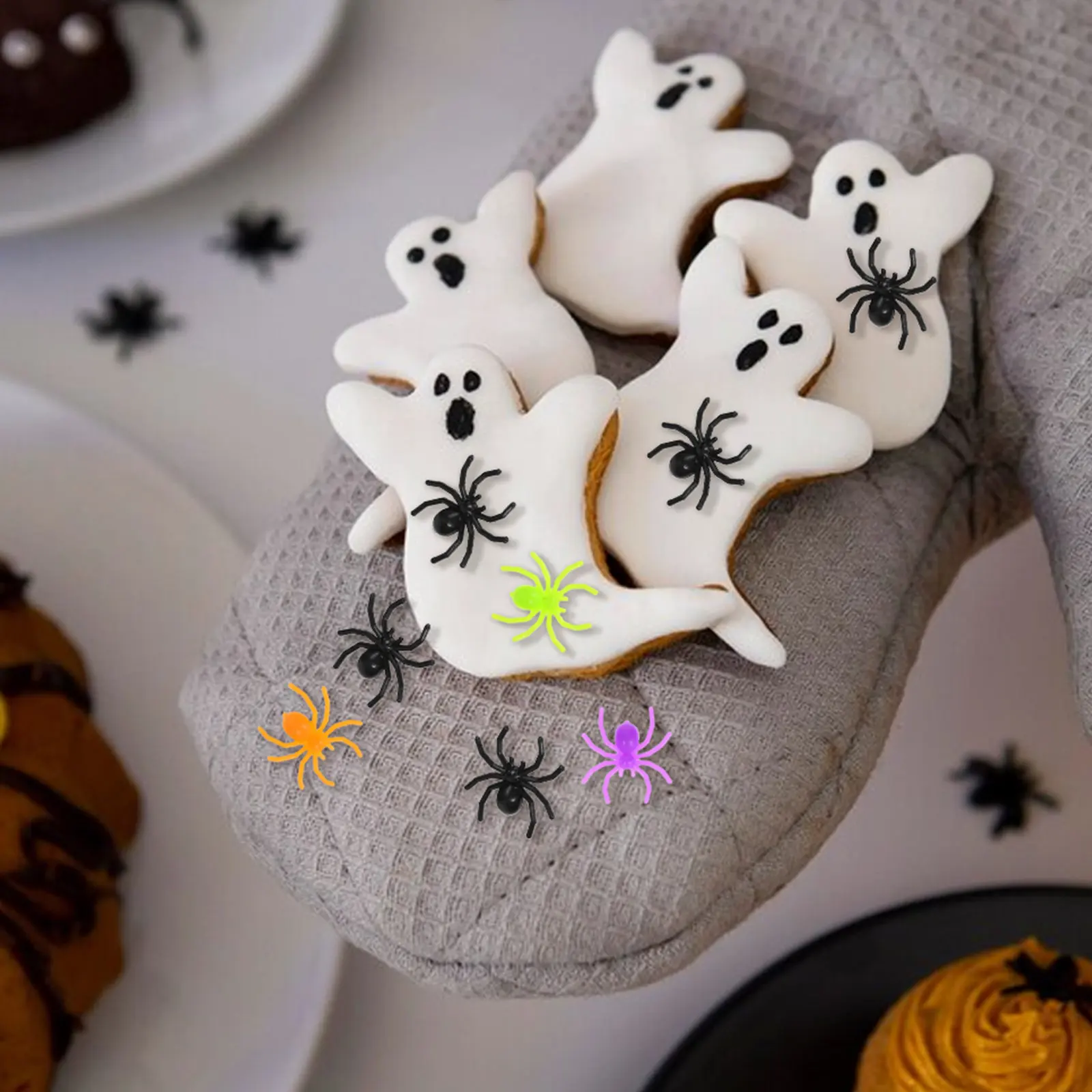 300pcs Realistic Fake Spider Small Halloween Decorations Scary Prank Props For Party Supplies Seasonal Spider Decor Bulk Mini
300pcs Realistic Fake Spider Small Halloween Decorations Scary Prank Props For Party Supplies Seasonal Spider Decor Bulk Mini